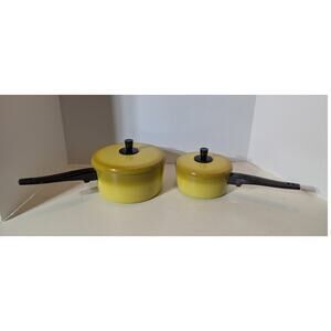 VGT 1970's Kitchen Delight Harvest Gold Sauce Pans Set of 2 w/lids